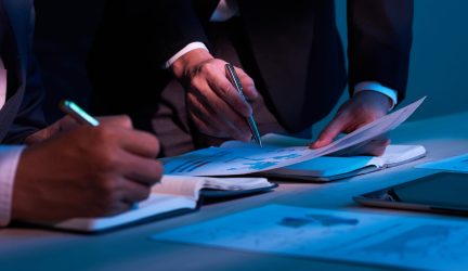 21ª Revista CREA São Paulo destaca a força da Engenharia na gestão governamental